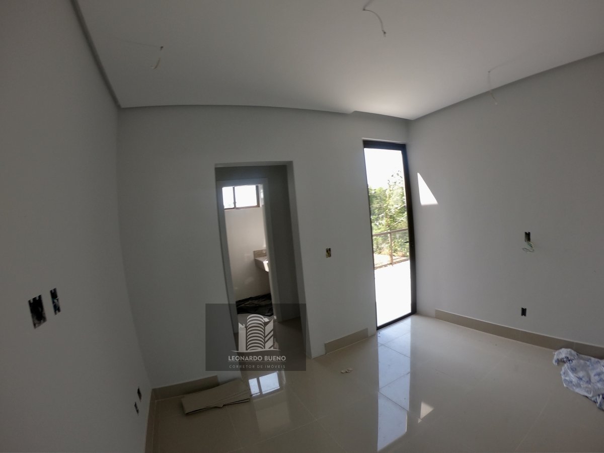 Casa à venda com 3 quartos, 300m² - Foto 6