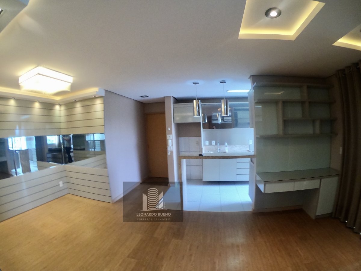 Apartamento à venda com 2 quartos, 79m² - Foto 4