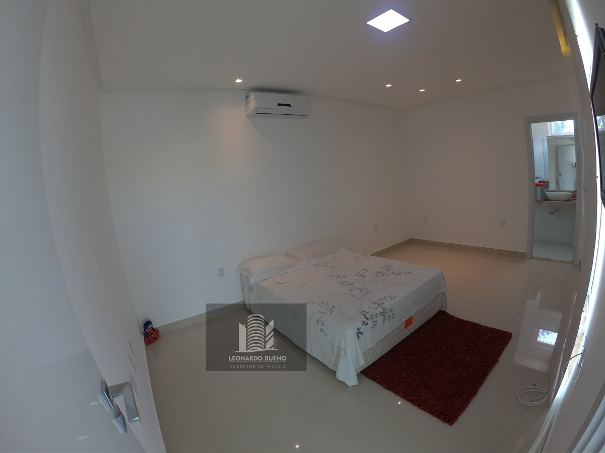 Casa à venda com 4 quartos, 330m² - Foto 5