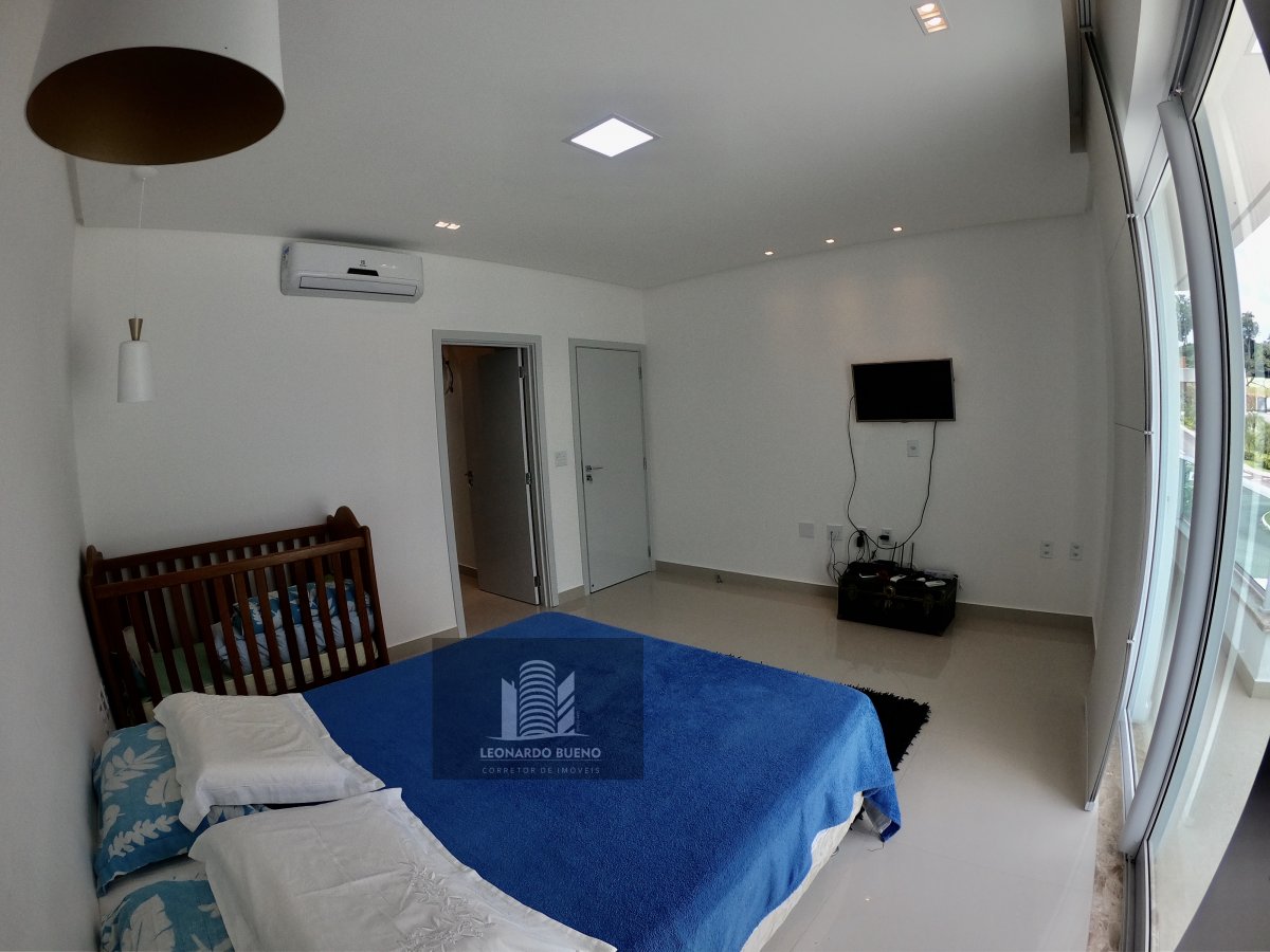 Casa à venda com 4 quartos, 330m² - Foto 6