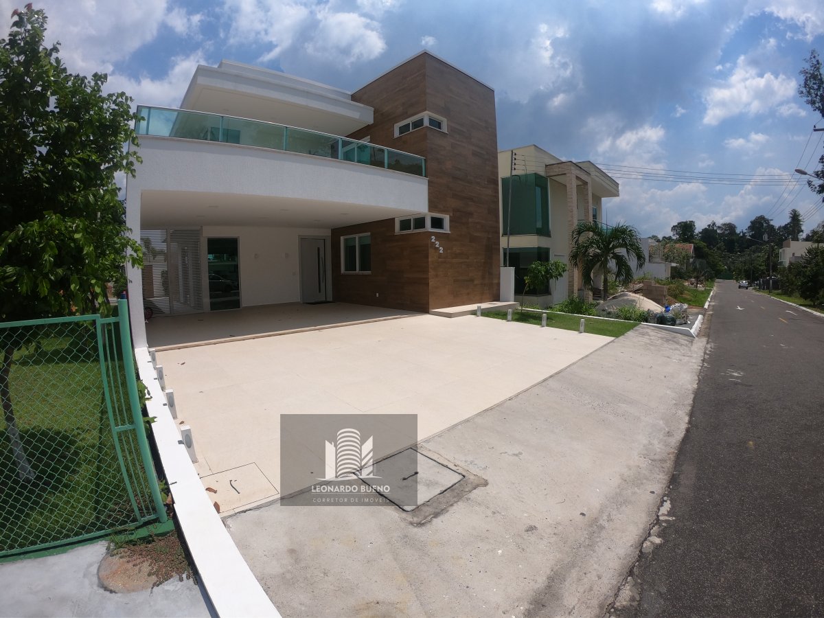 Casa à venda com 4 quartos, 330m² - Foto 15