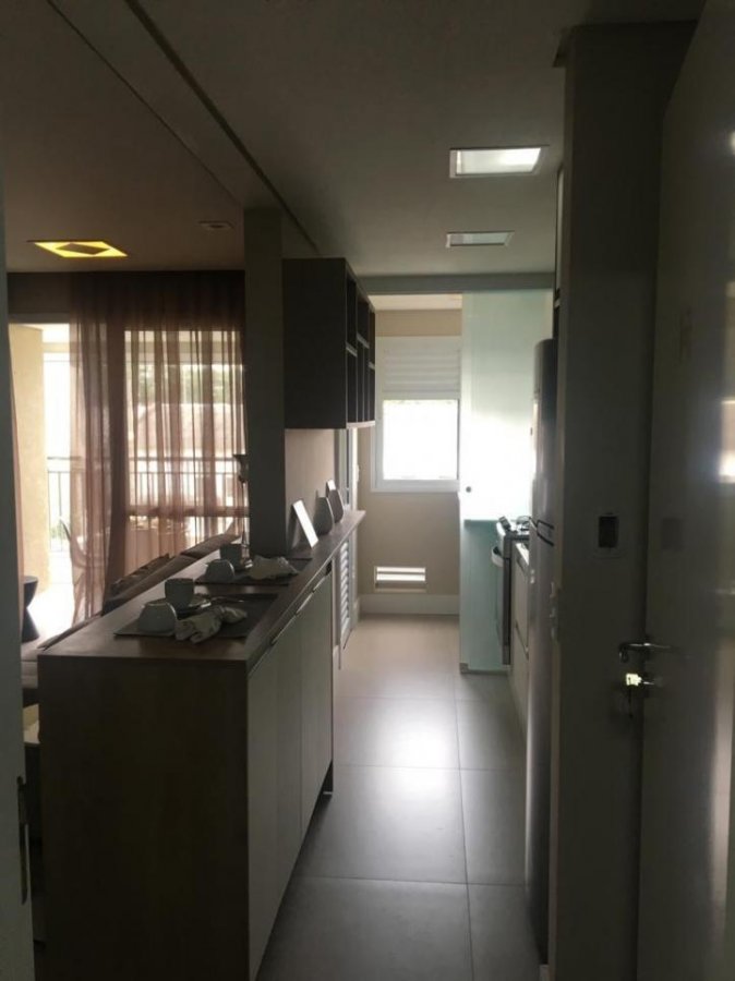 Apartamento à venda com 2 quartos, 61m² - Foto 11