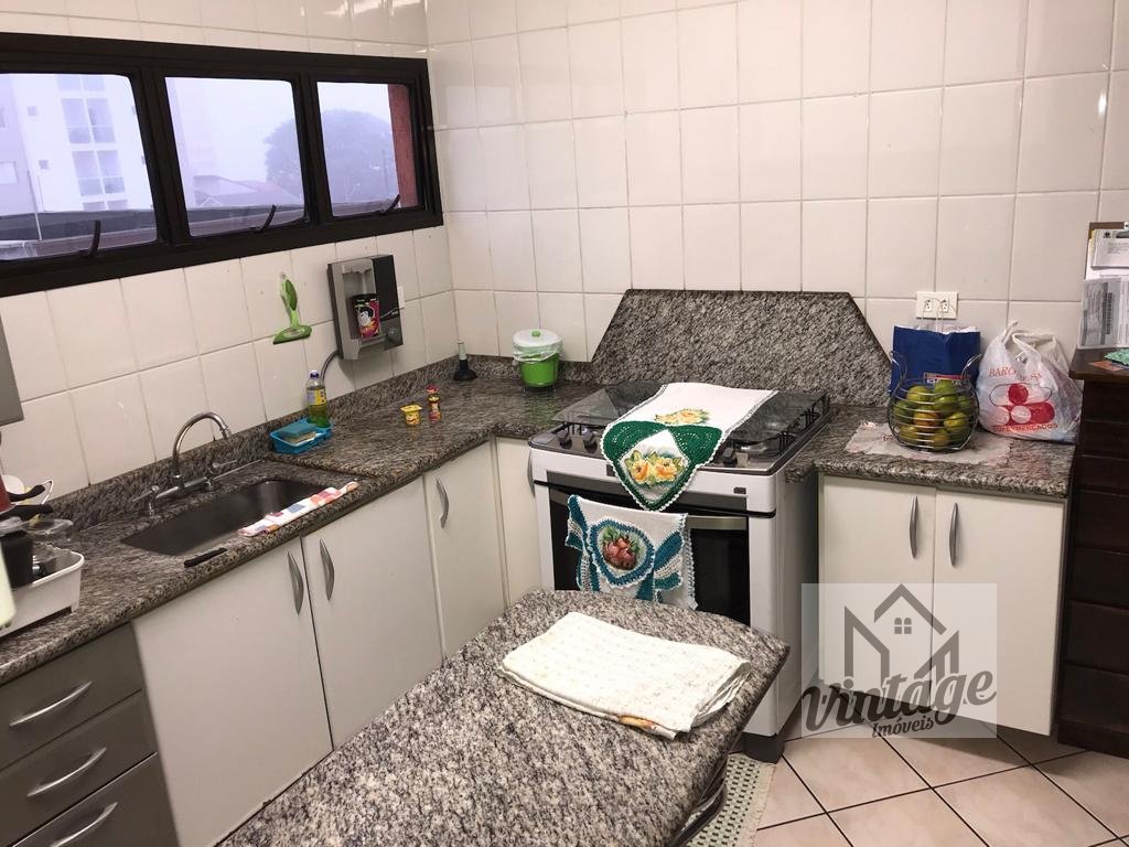 Apartamento à venda com 3 quartos - Foto 4