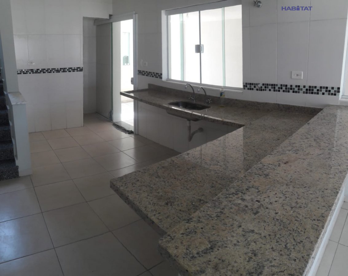 Sobrado à venda com 7 quartos, 300m² - Foto 13