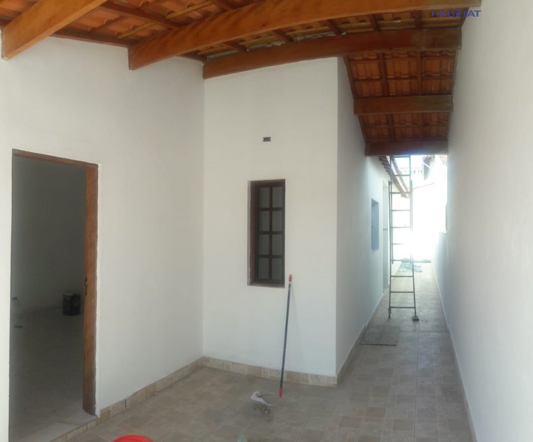 Casa à venda com 2 quartos, 85m² - Foto 3