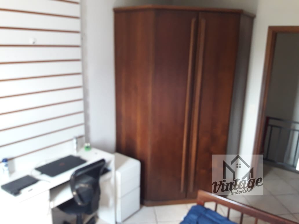 Sobrado à venda com 3 quartos, 259m² - Foto 12