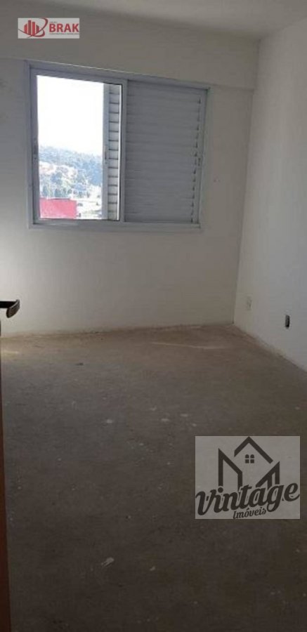 Apartamento à venda com 2 quartos, 73m² - Foto 2