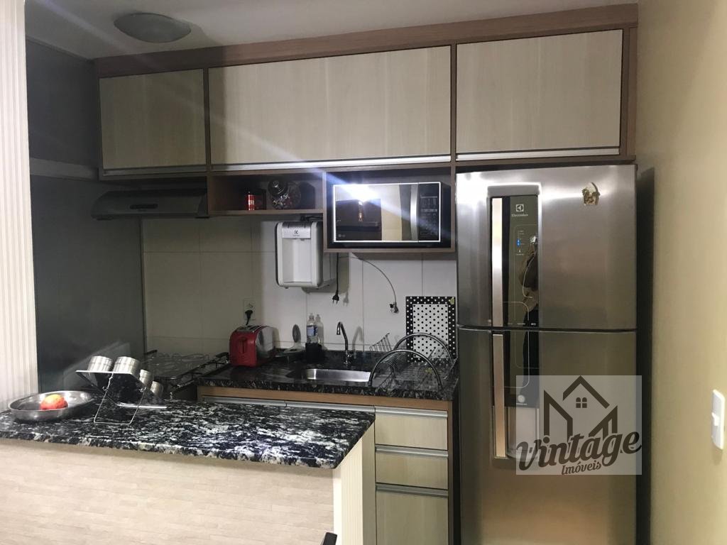 Apartamento à venda com 2 quartos, 48m² - Foto 5