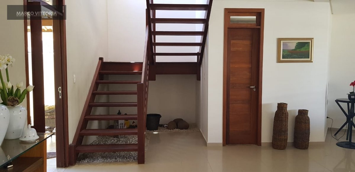 Casa à venda com 4 quartos, 500m² - Foto 4