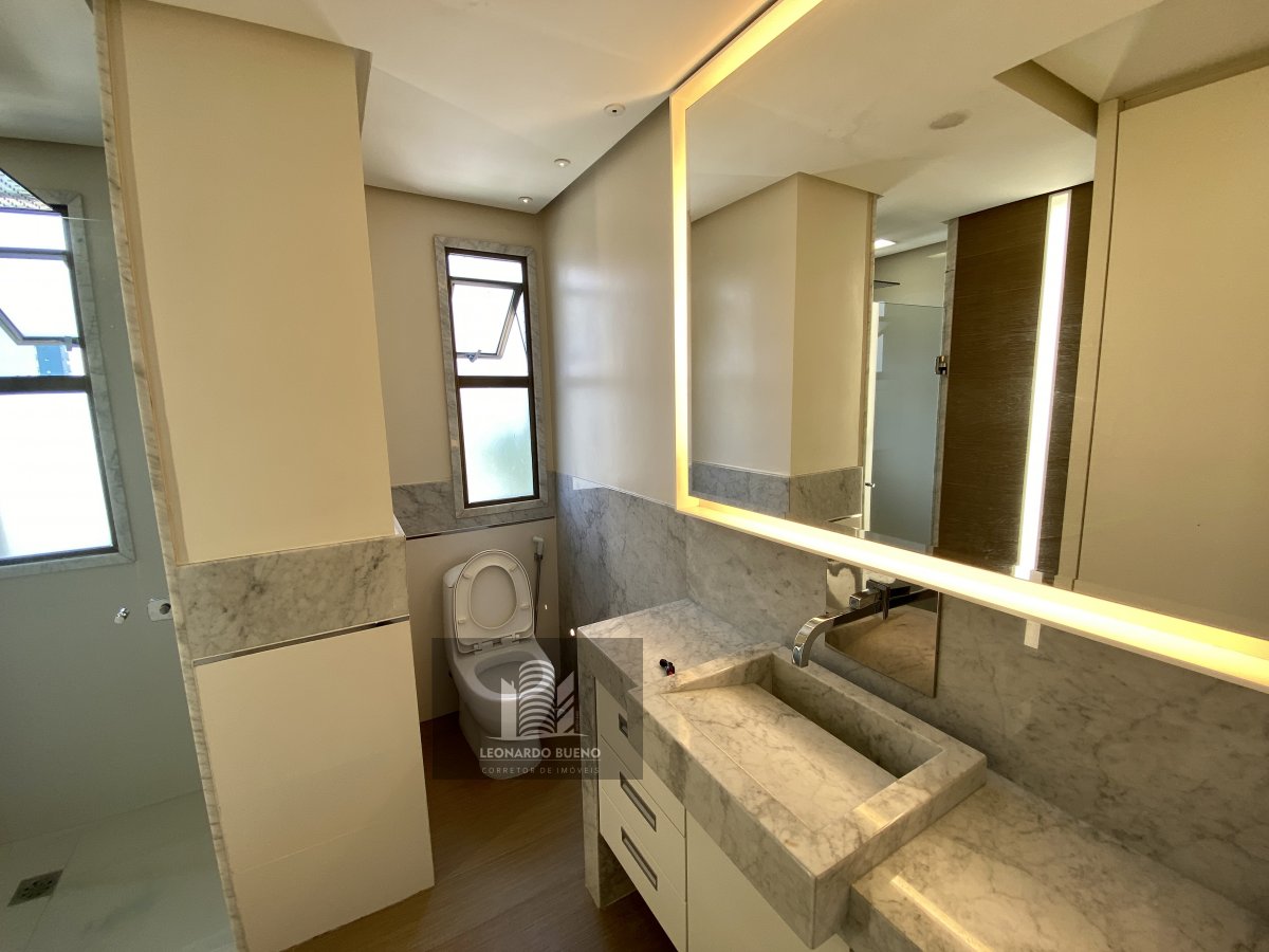 Apartamento à venda com 3 quartos, 215m² - Foto 11