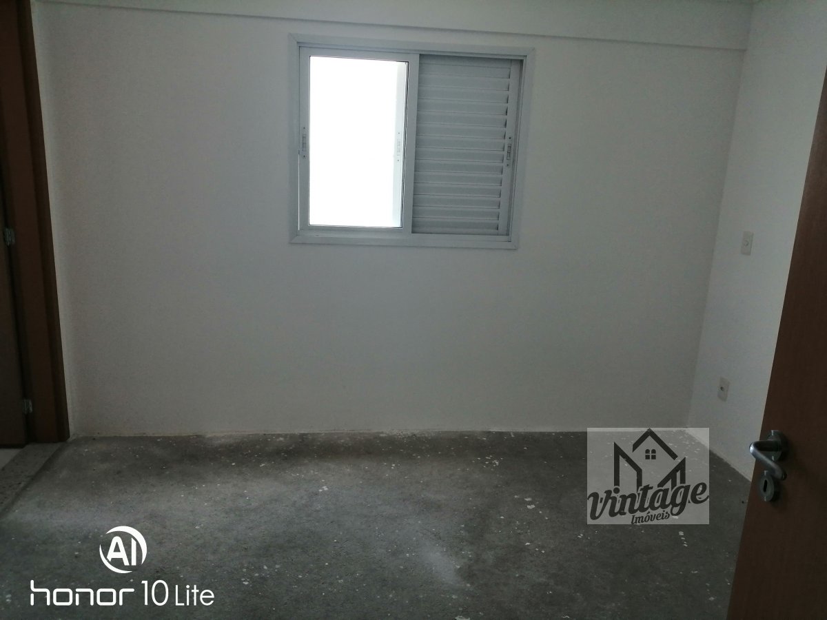 Apartamento à venda com 3 quartos, 76m² - Foto 12