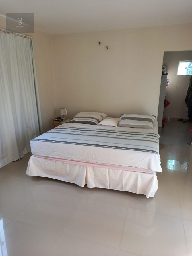 Casa de Condomínio à venda com 4 quartos, 300m² - Foto 19