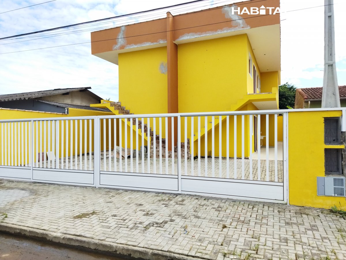 Casa à venda com 2 quartos, 95m² - Foto 2