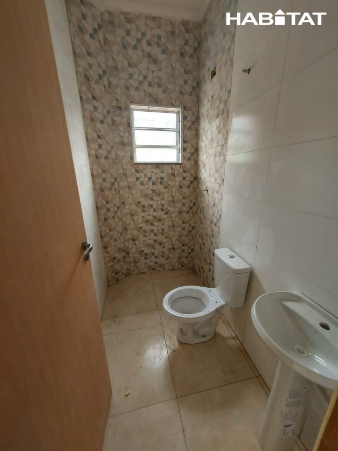 Casa à venda com 2 quartos, 125m² - Foto 4