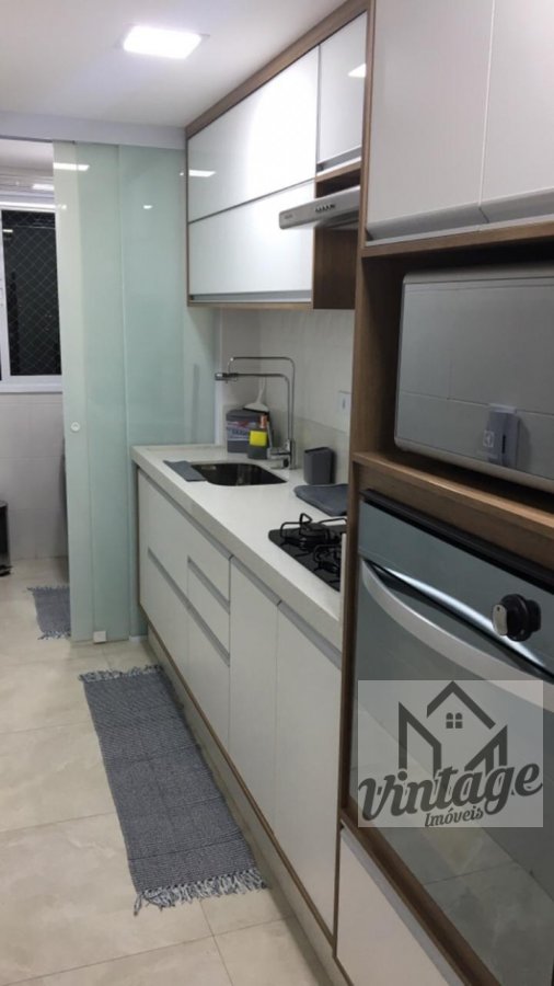 Apartamento à venda com 2 quartos, 61m² - Foto 3