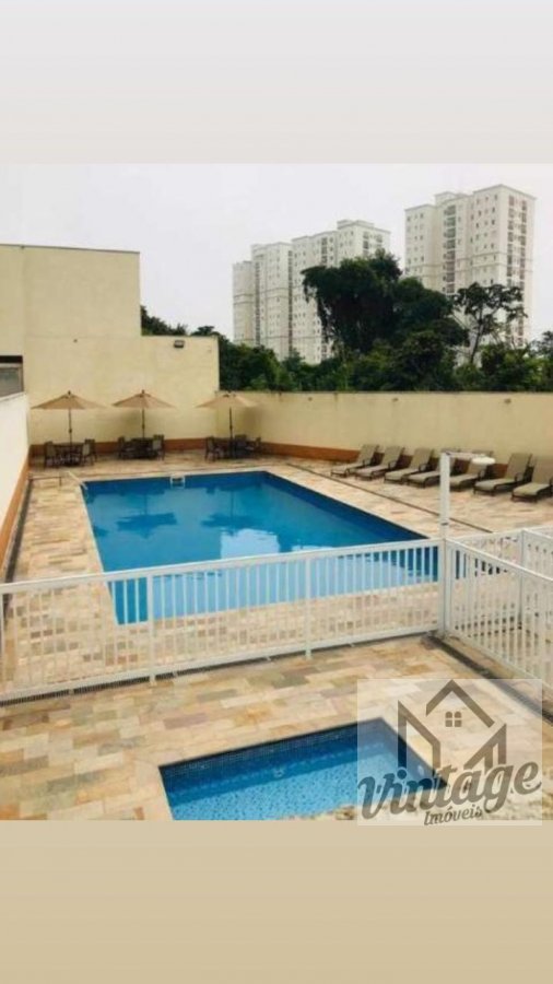 Apartamento à venda com 2 quartos, 61m² - Foto 5