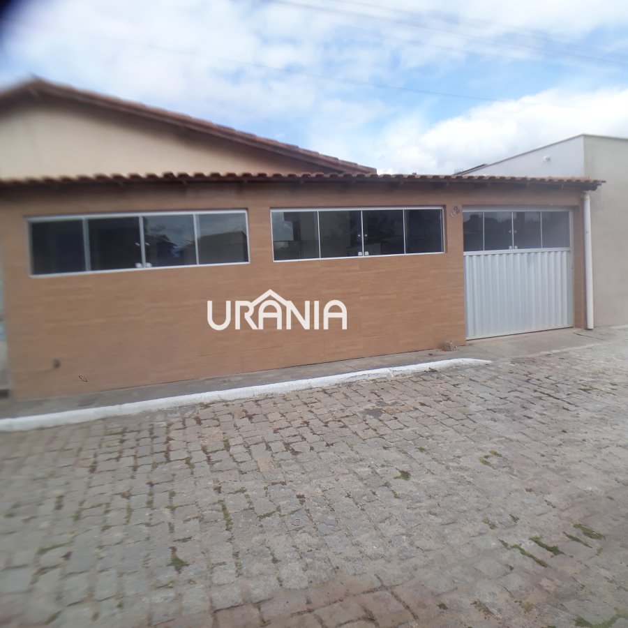 Casa a Venda no bairro Santa Paula II em Vila Velha - ES. 1 banheiro, 2 dormitórios, 1 vaga na garagem, 1 cozinha,  área de serviço,  sala de tv,  sal