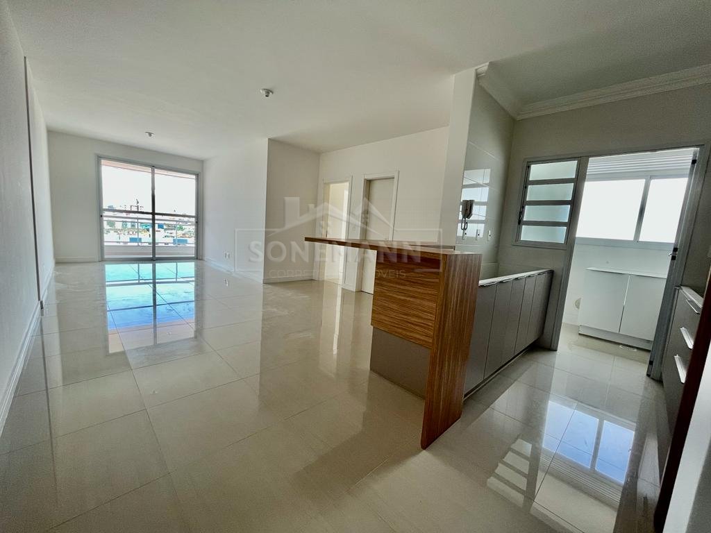 Apartamento à venda com 3 quartos, 106m² - Foto 3