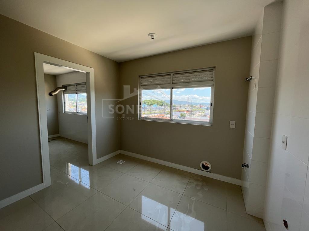 Cobertura à venda com 3 quartos, 250m² - Foto 8