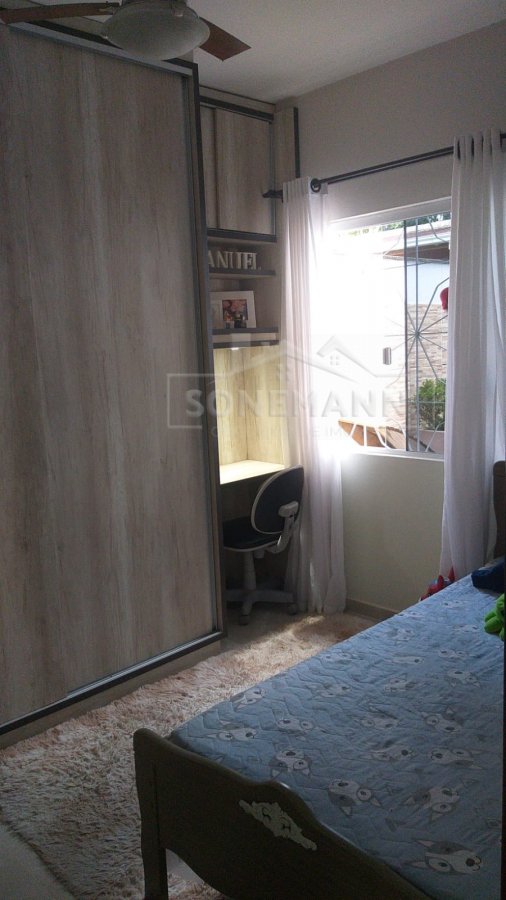 Casa à venda com 2 quartos, 69m² - Foto 17