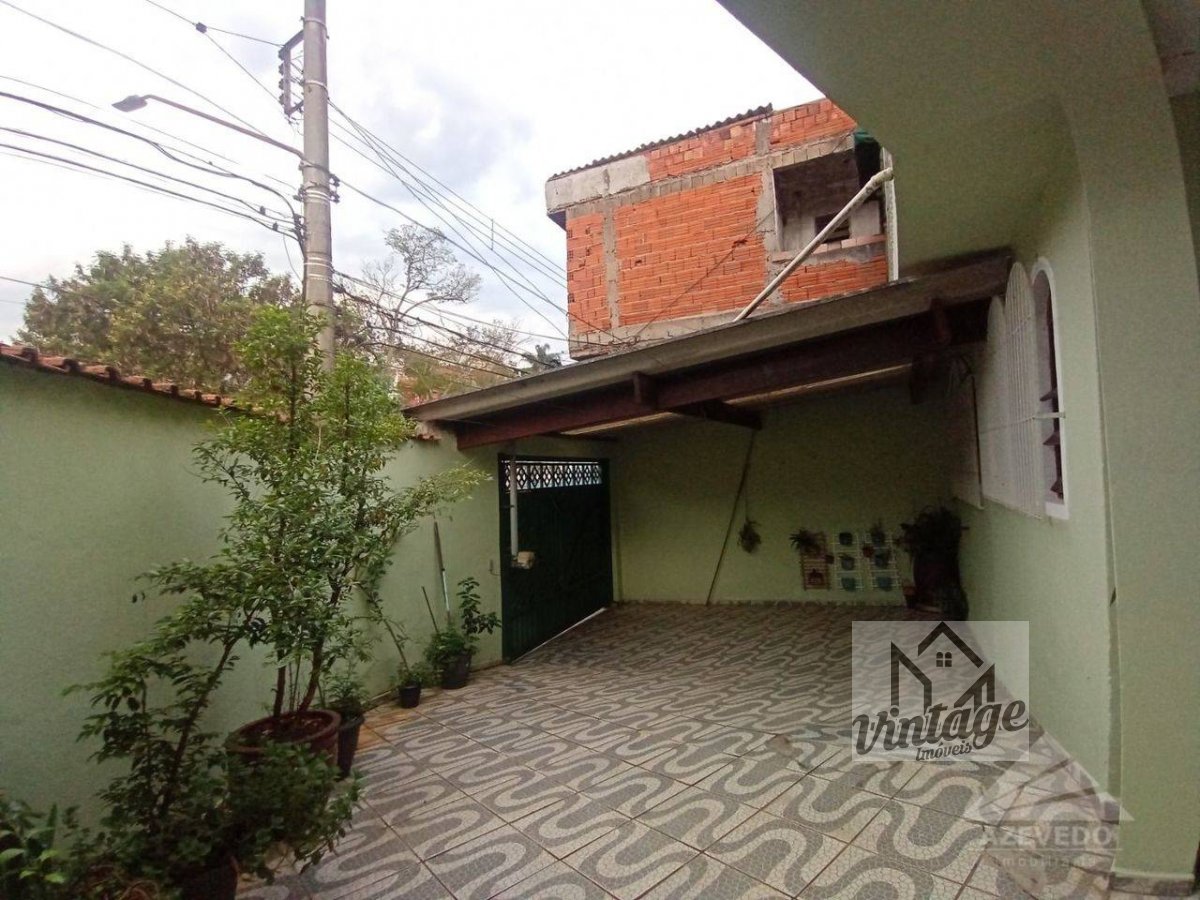 Sobrado à venda com 3 quartos, 238m² - Foto 4