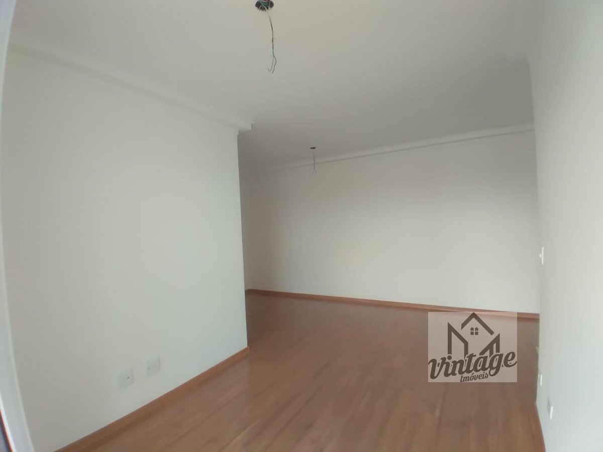 Apartamento à venda com 3 quartos, 85m² - Foto 8