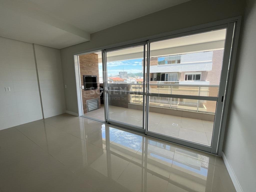 Apartamento à venda com 3 quartos, 94m² - Foto 10