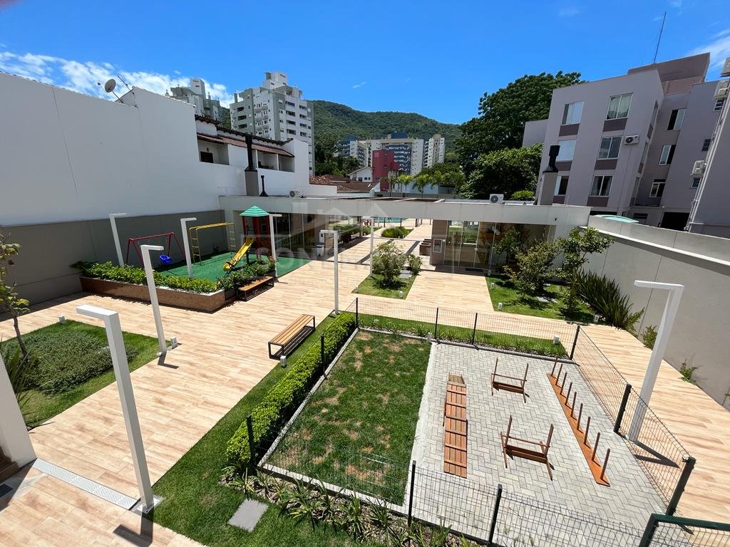 Apartamento à venda com 3 quartos, 94m² - Foto 17