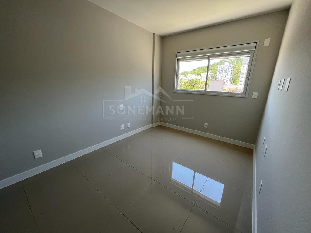 Apartamento à venda com 3 quartos, 94m² - Foto 16