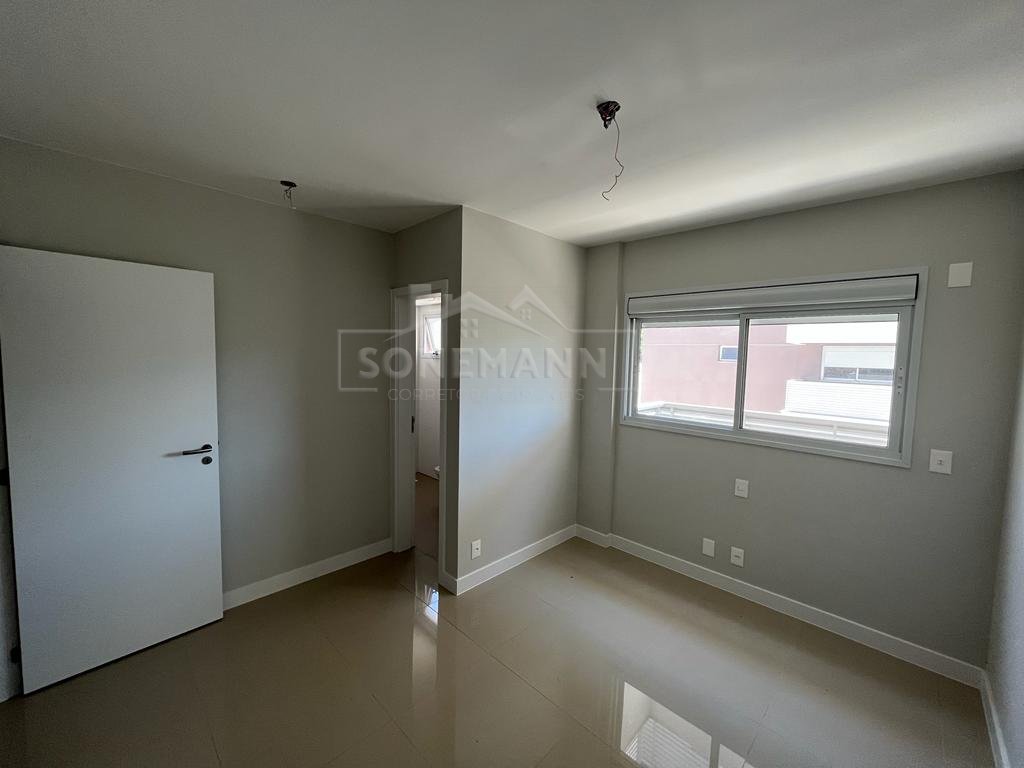 Apartamento à venda com 2 quartos, 77m² - Foto 13