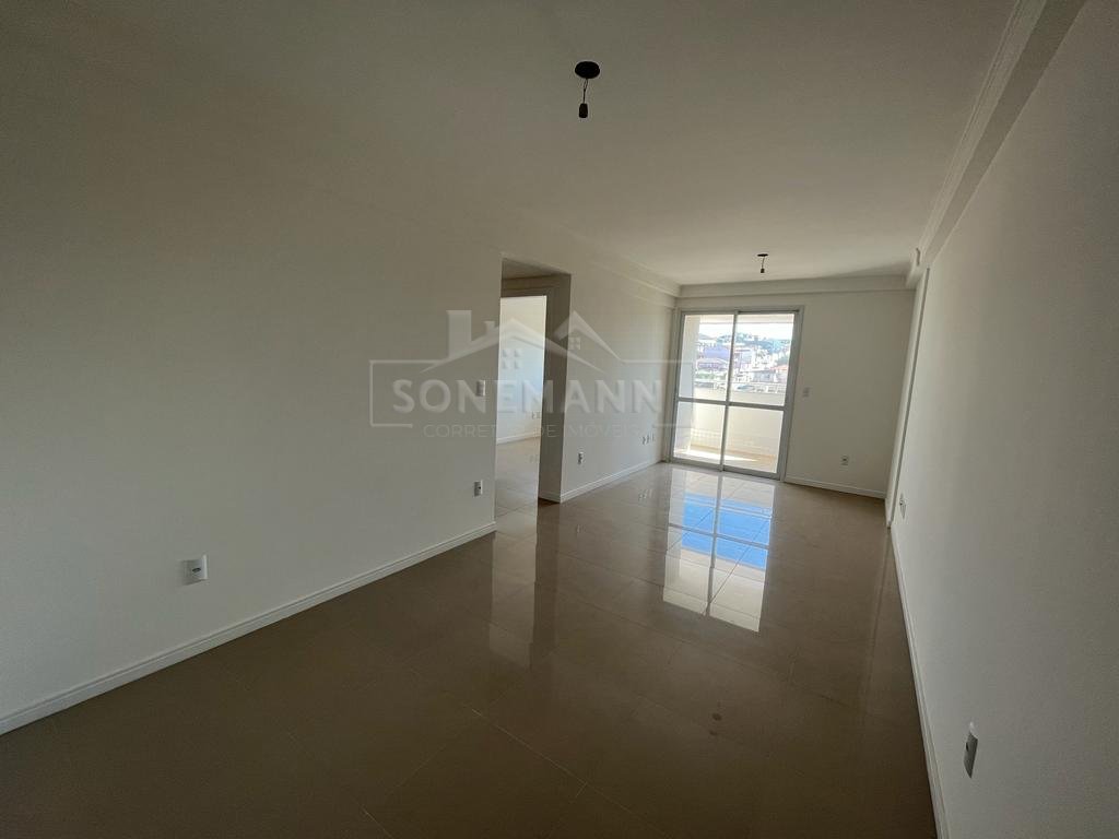 Apartamento à venda com 3 quartos, 93m² - Foto 3