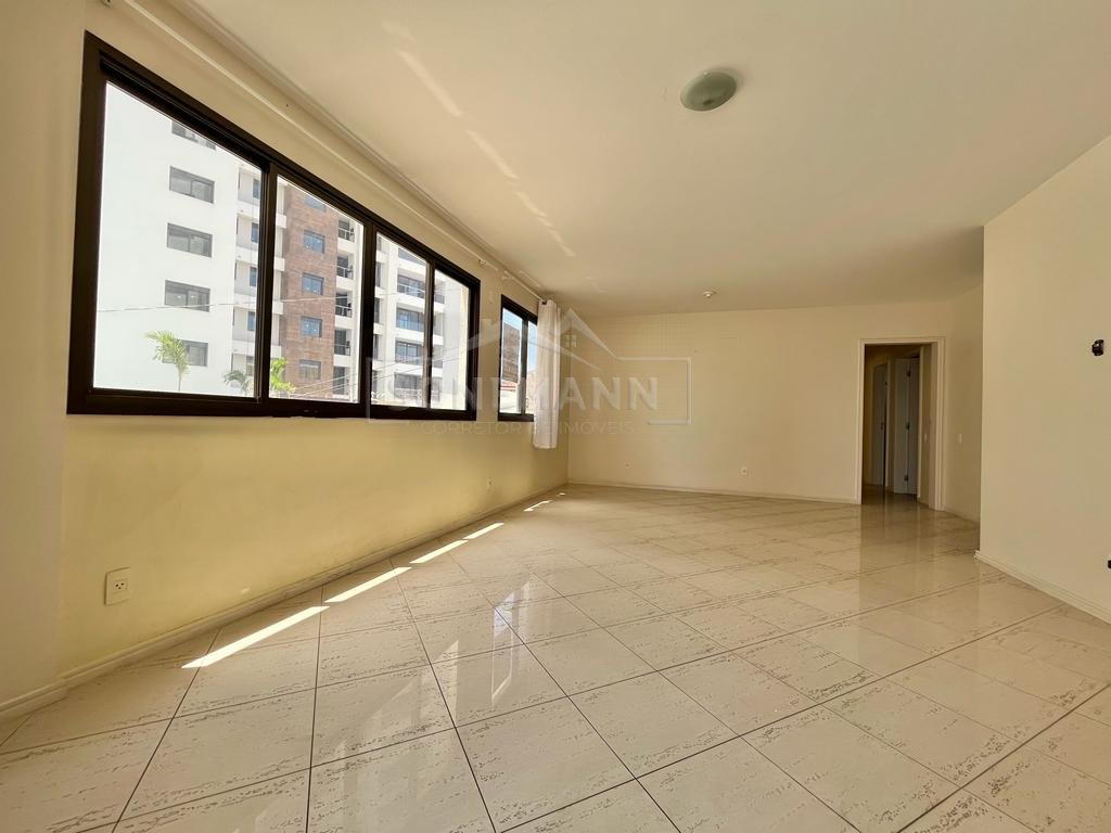 Apartamento à venda com 3 quartos, 121m² - Foto 6