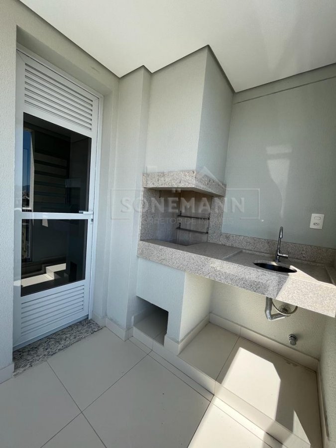 Apartamento à venda com 2 quartos, 95m² - Foto 7