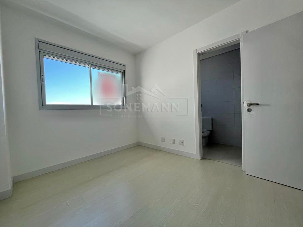 Apartamento à venda com 2 quartos, 95m² - Foto 10