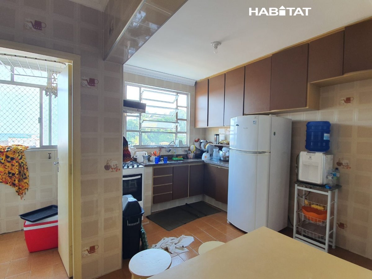 Apartamento à venda com 3 quartos, 142m² - Foto 4