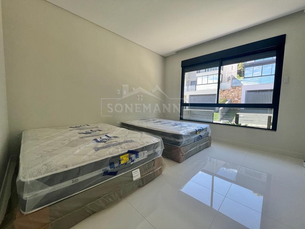 Casa de Condomínio à venda com 4 quartos, 360m² - Foto 12