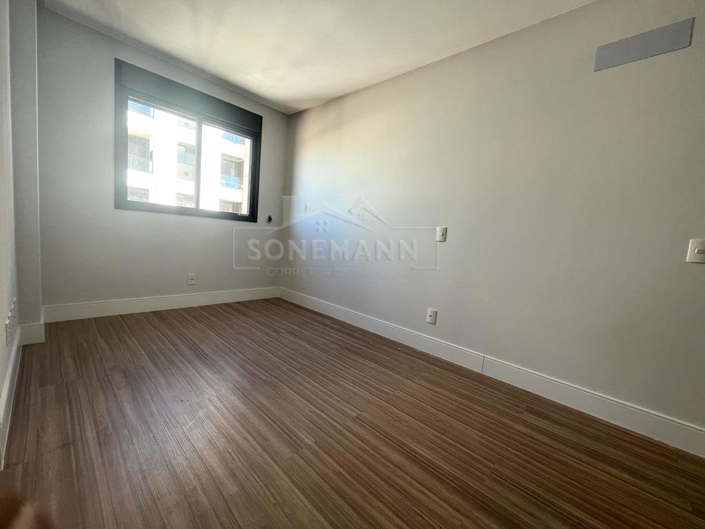 Apartamento à venda com 3 quartos, 123m² - Foto 16