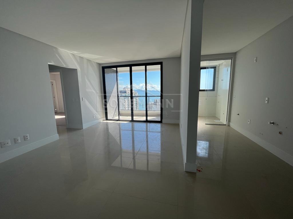 Apartamento à venda com 2 quartos, 87m² - Foto 7