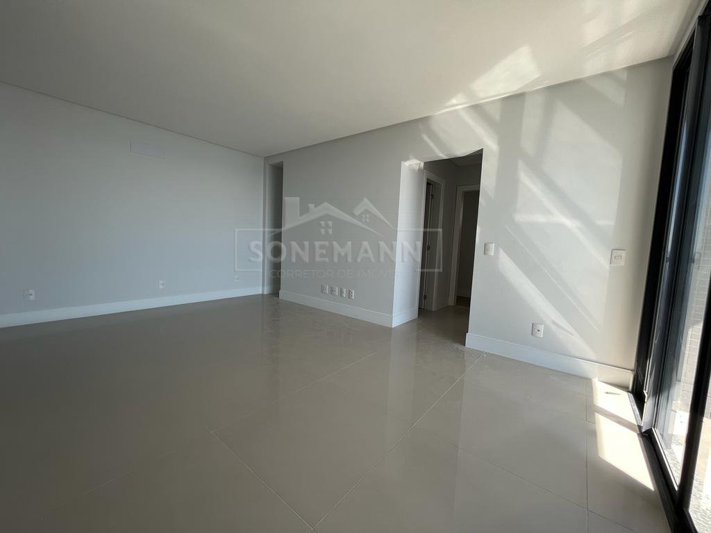 Apartamento à venda com 2 quartos, 87m² - Foto 8