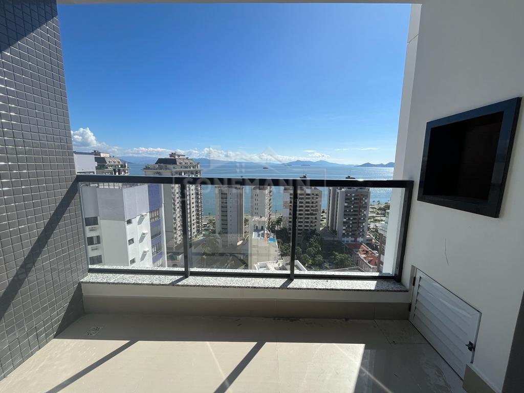 Apartamento à venda com 2 quartos, 87m² - Foto 2