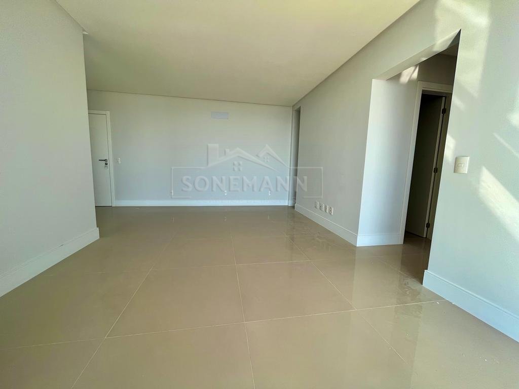 Apartamento à venda com 2 quartos, 87m² - Foto 5