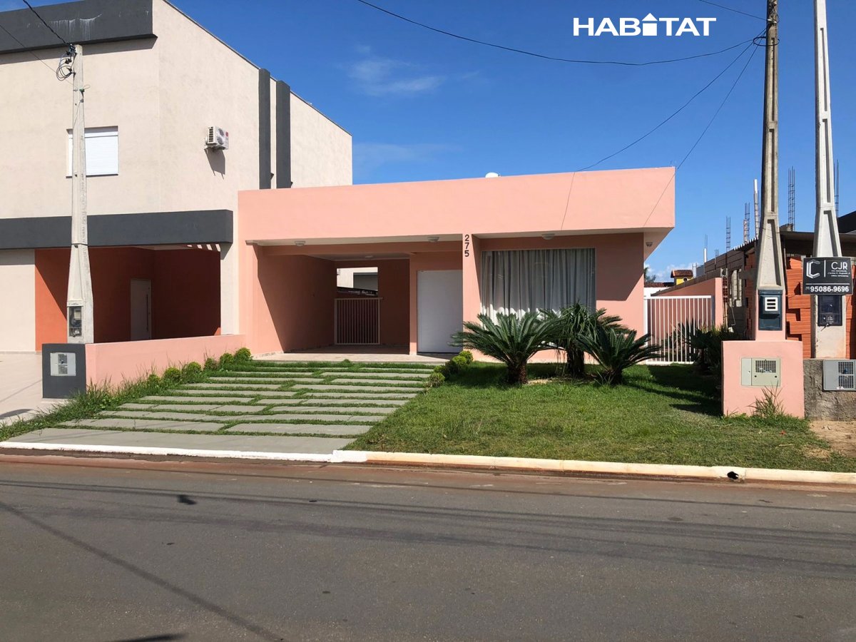 Casa à venda com 3 quartos, 300m² - Foto 2