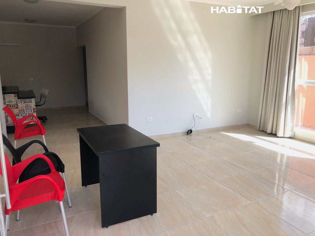 Casa à venda com 3 quartos, 300m² - Foto 11