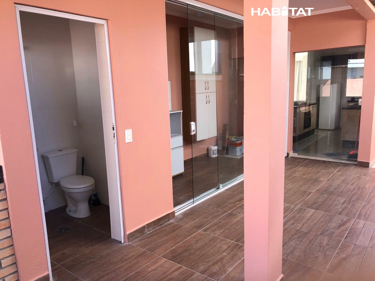 Casa à venda com 3 quartos, 300m² - Foto 10