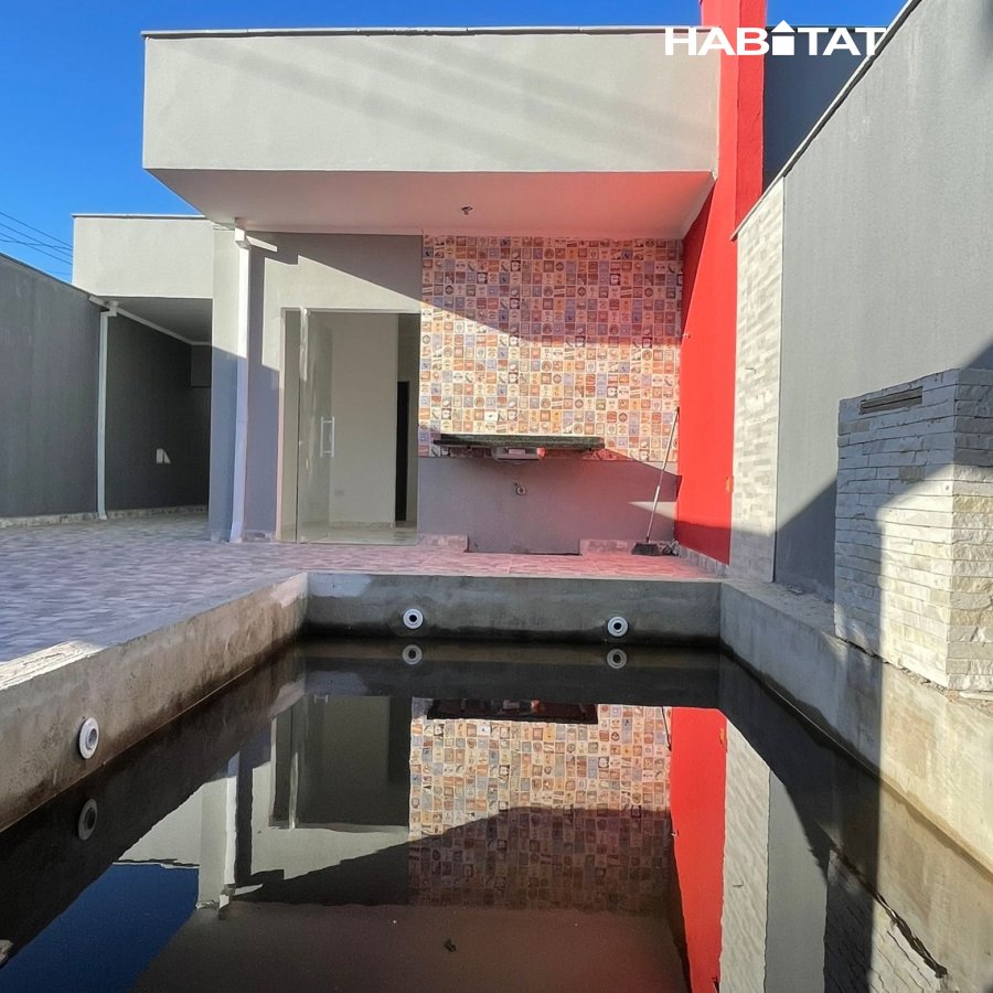 Casa à venda com 2 quartos, 79m² - Foto 1