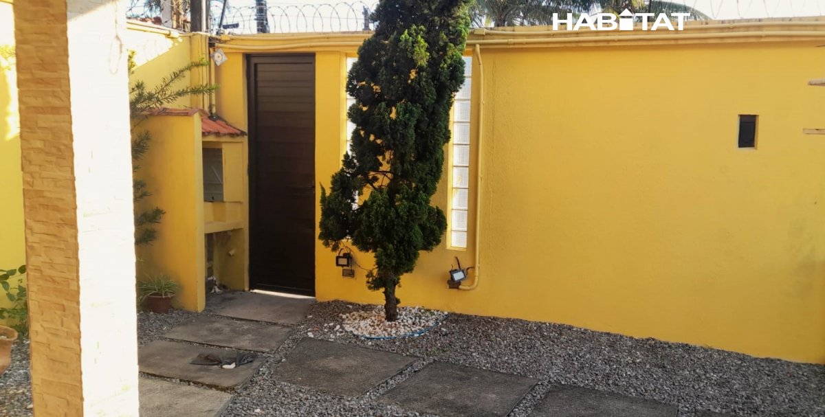 Casa à venda e aluguel com 3 quartos, 146m² - Foto 5