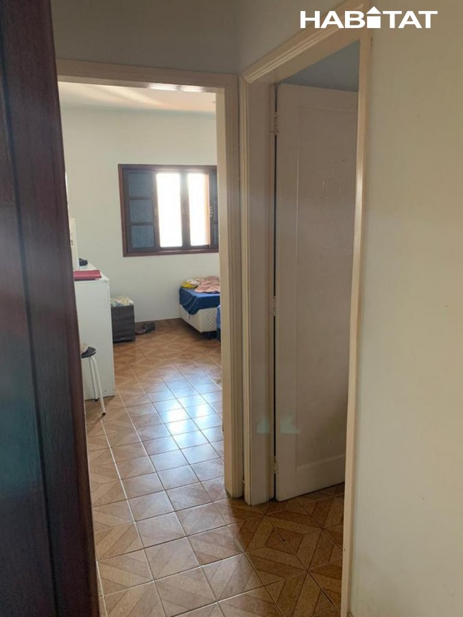 Casa à venda com 3 quartos, 250m² - Foto 9