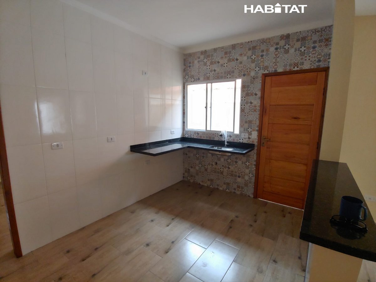 Casa à venda com 2 quartos, 150m² - Foto 4