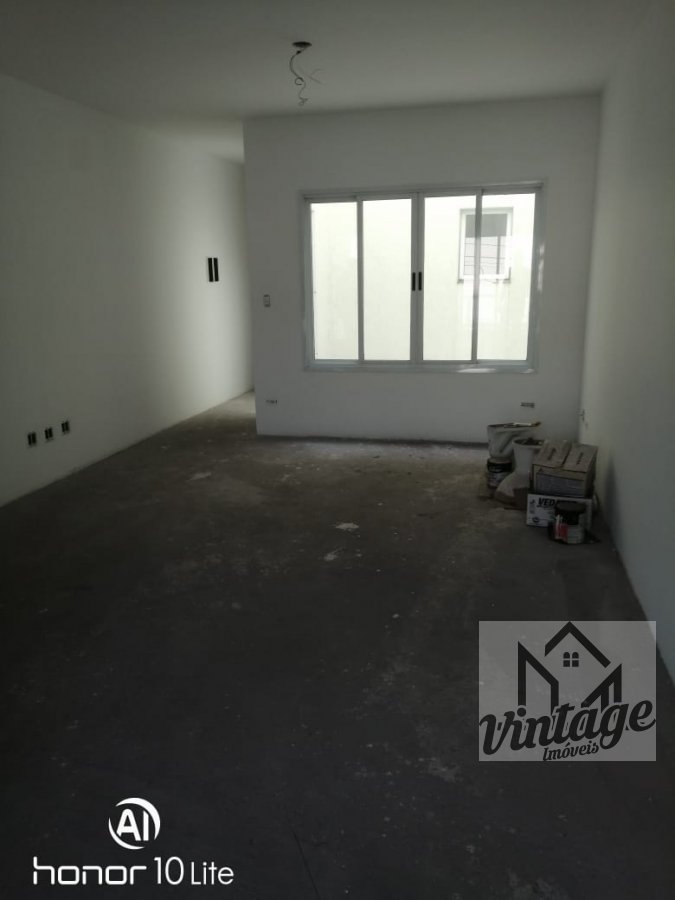 Sobrado à venda com 3 quartos, 160m² - Foto 2