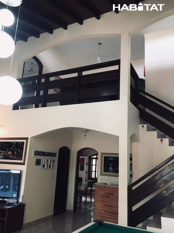 Casa à venda com 4 quartos, 365m² - Foto 32